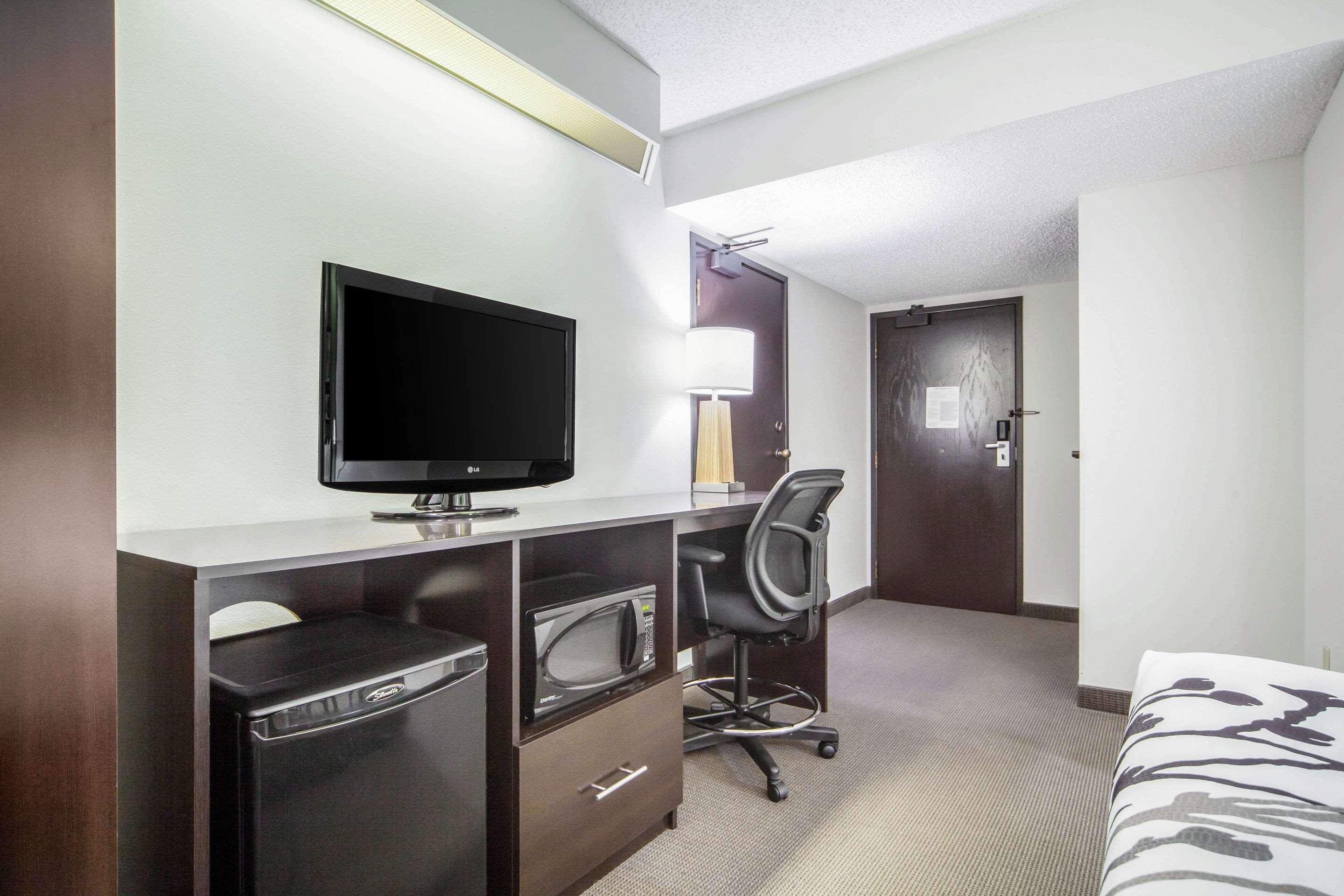 Sleep Inn & Suites Кълъмбъс Екстериор снимка