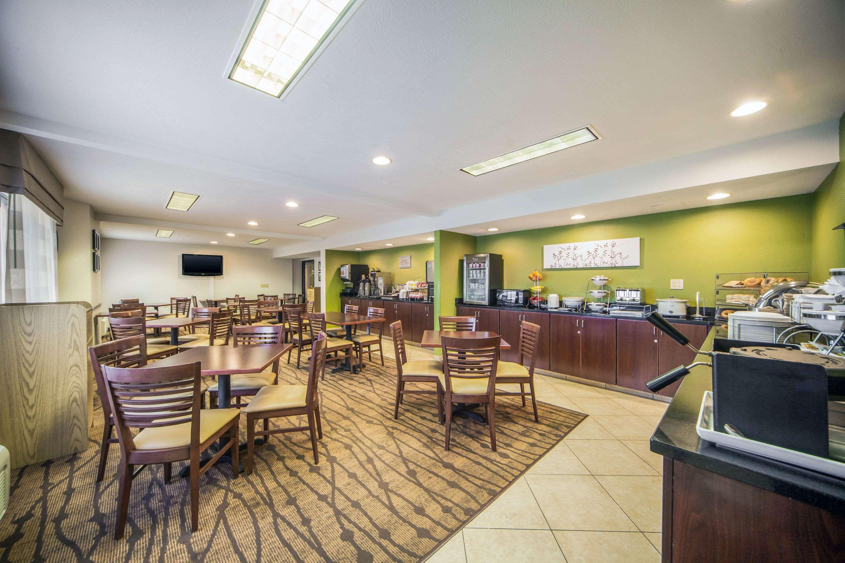 Sleep Inn & Suites Кълъмбъс Екстериор снимка