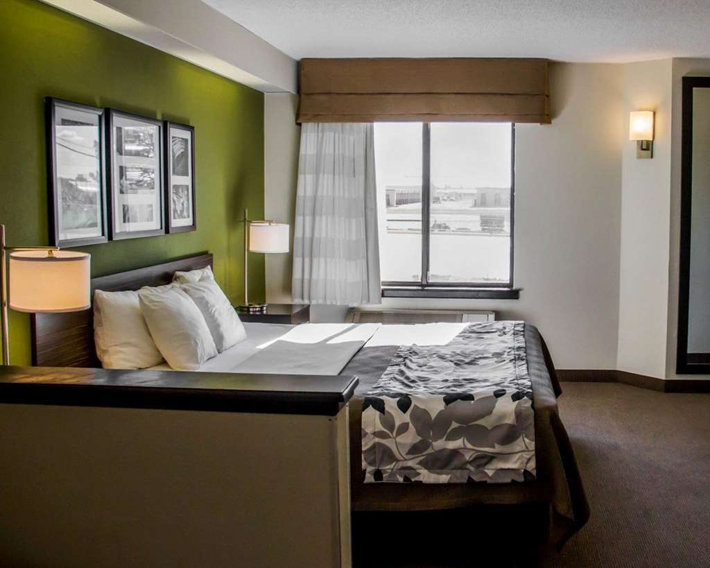 Sleep Inn & Suites Кълъмбъс Стая снимка